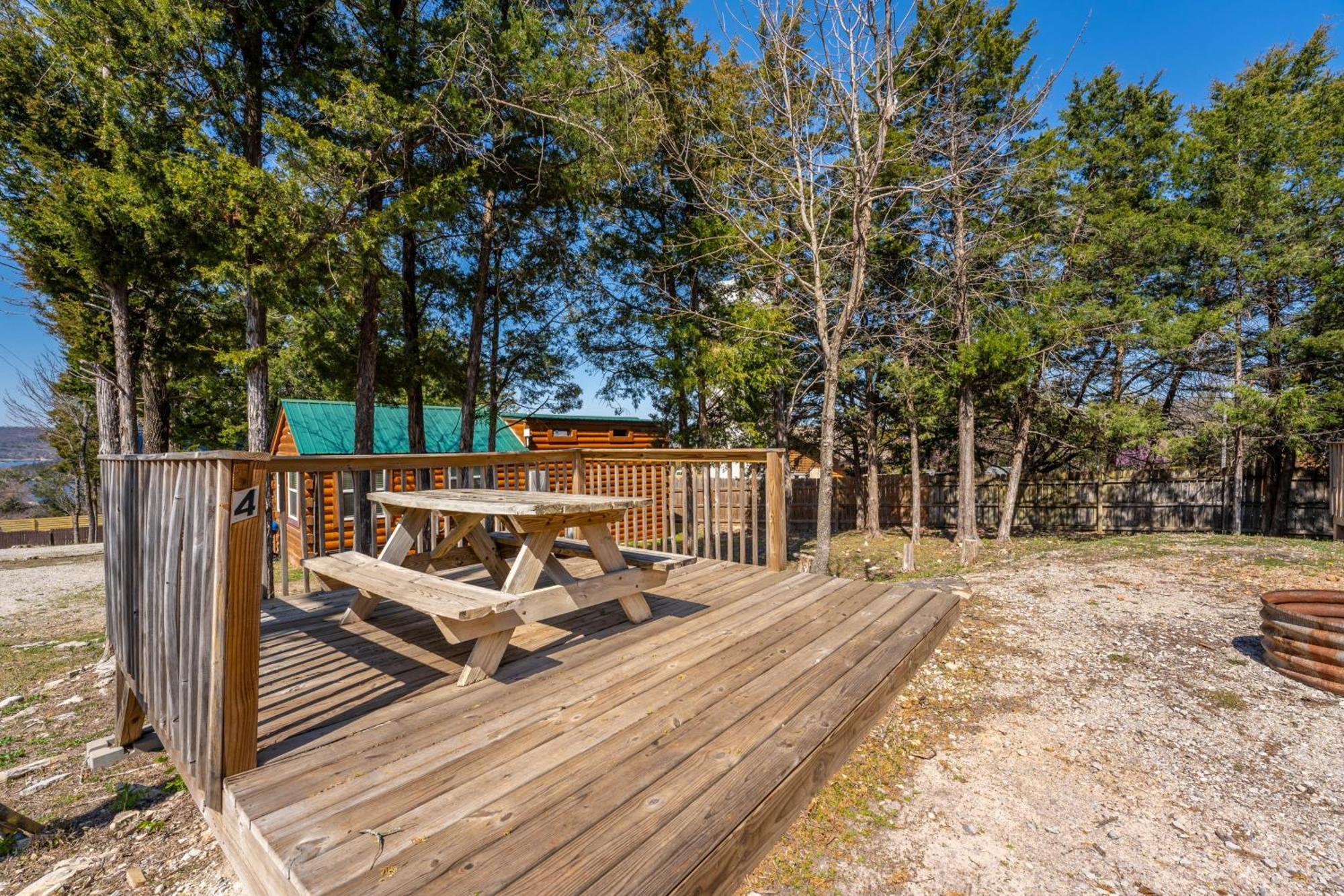 Indian Point Cabin 4 Near Sdc, Branson, Table Rock Lake מראה חיצוני תמונה